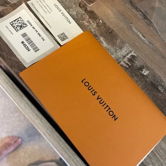 Louis Vuitton Dark Brown Monogram Shoulder Bag - Picture 3 of 10